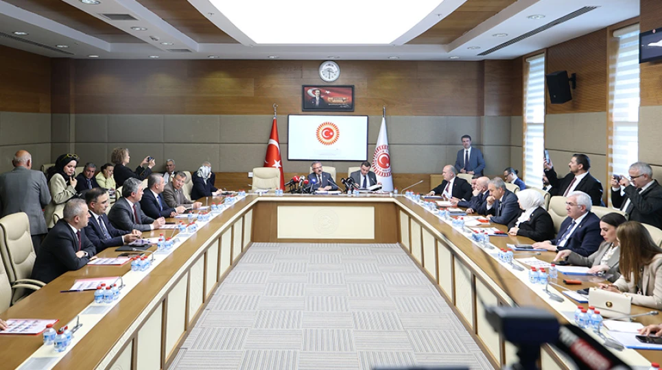 Meclis Komisyonu'ndan Dijital Riskler İçin Önemli Uyarılar