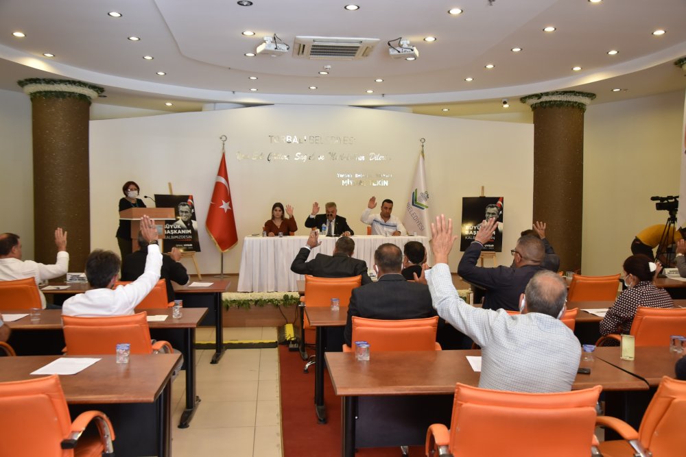Mersin Belediye Meclisi Ekim Ayı Toplantısı: Önal'dan Kritik Açıklamalar