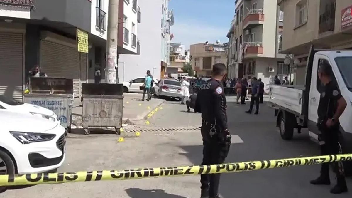 Mersin'de Silahlı Saldırı: 1 Ölü, 1 Yaralı, Şüpheli Yakalandı