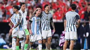 Messi'den Julian Alvarez'e Tam Not: 'Muhteşem Bir Golcü'