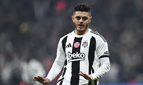 Milot Rashica İçin Kritik Karar: Beşiktaş'ta Kalıyor mu?