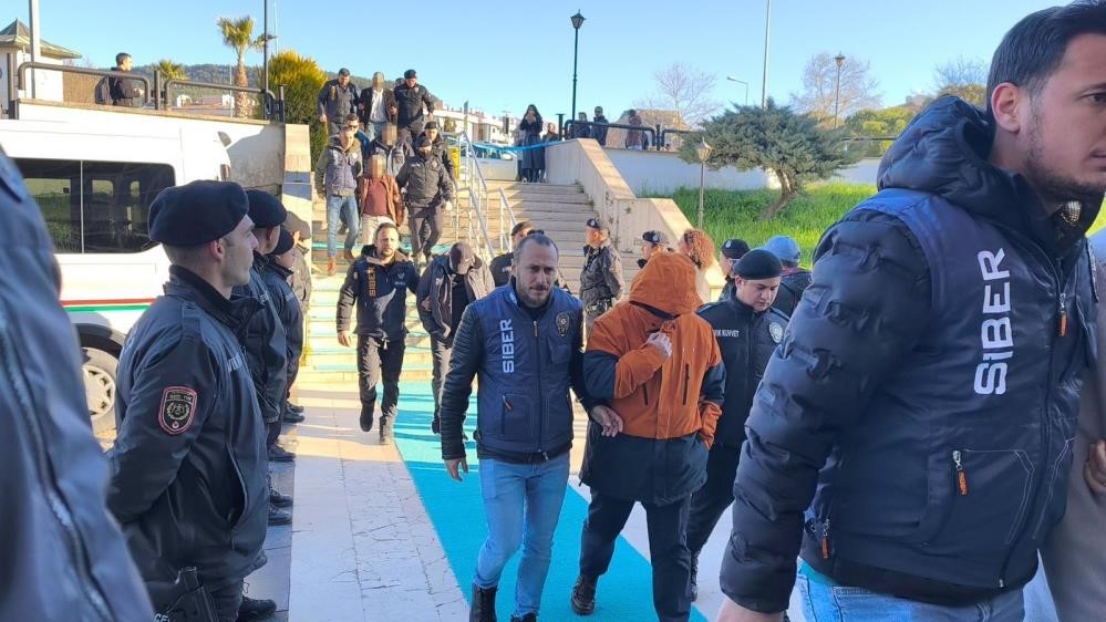Muğla Milas'taki Silahlı Saldırı Soruşturmasında 3 Tutuklama