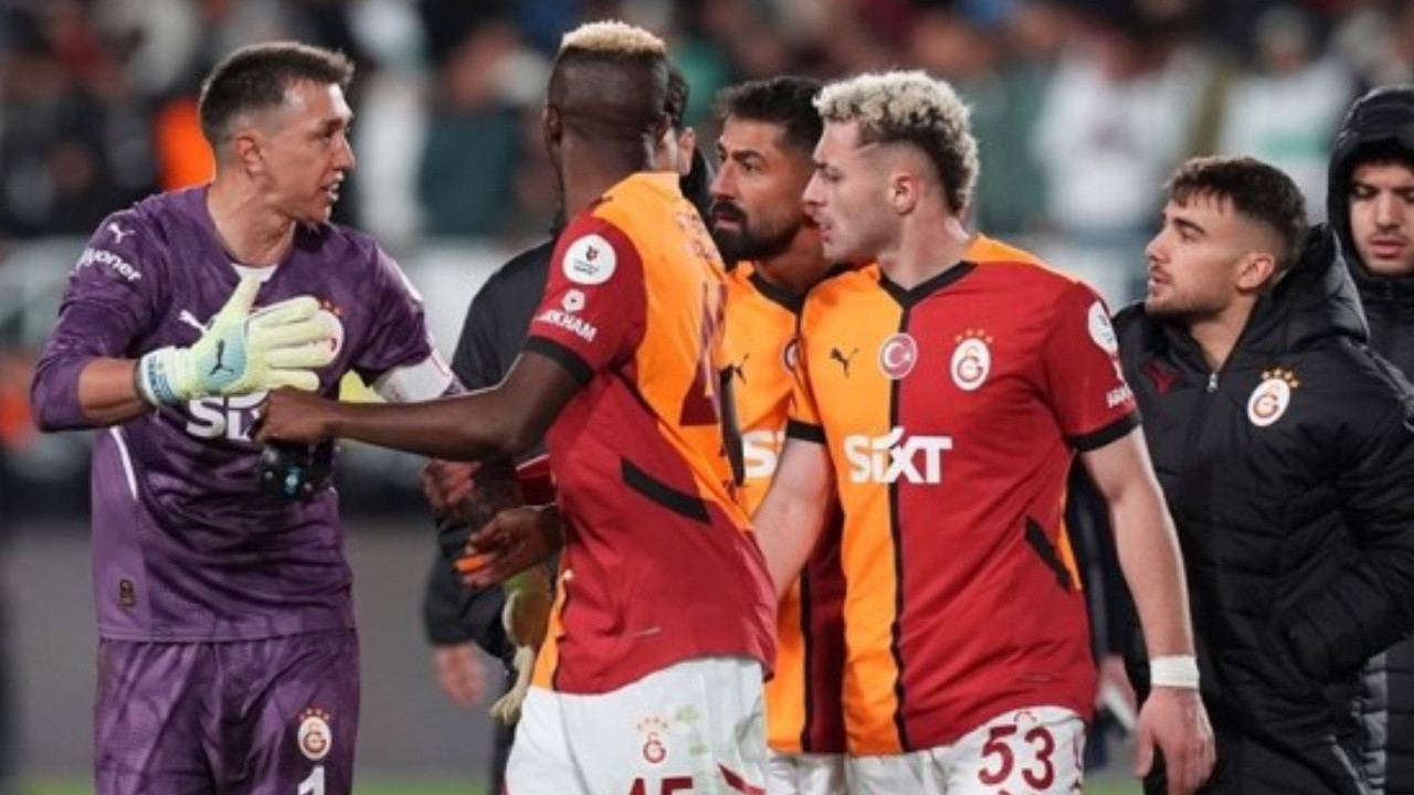 Nuri Şahin ve Orhan Ak Arasında Maç Sonu Gerginlik: Kırmızı Kart Çıktı