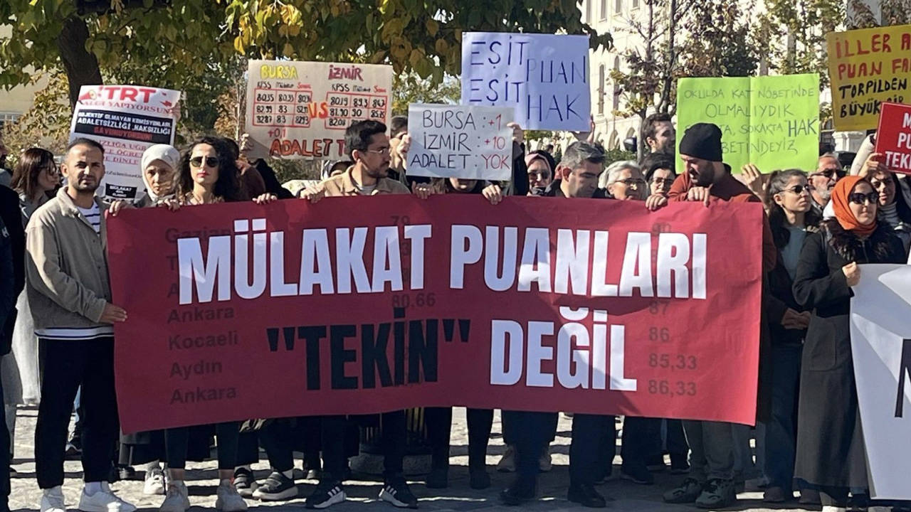 Öğretmen Açığı ve Kalabalık Sınıflar: Fransa'da Okul Protestoları Yayılıyor