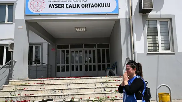 Okul Saldırıları Siyaset Üstü Mü? AK Parti'den Tekin'e Destek