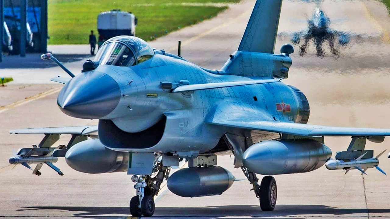Özbekistan, J-10CE Savaş Uçaklarını Envanterine Kattı: Bölgesel Dengeler Değişiyor