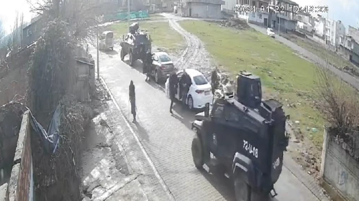 Polonya'daki Kilisede Dehşet Veren Bıçaklı Saldırı: Ölü ve Yaralılar Var