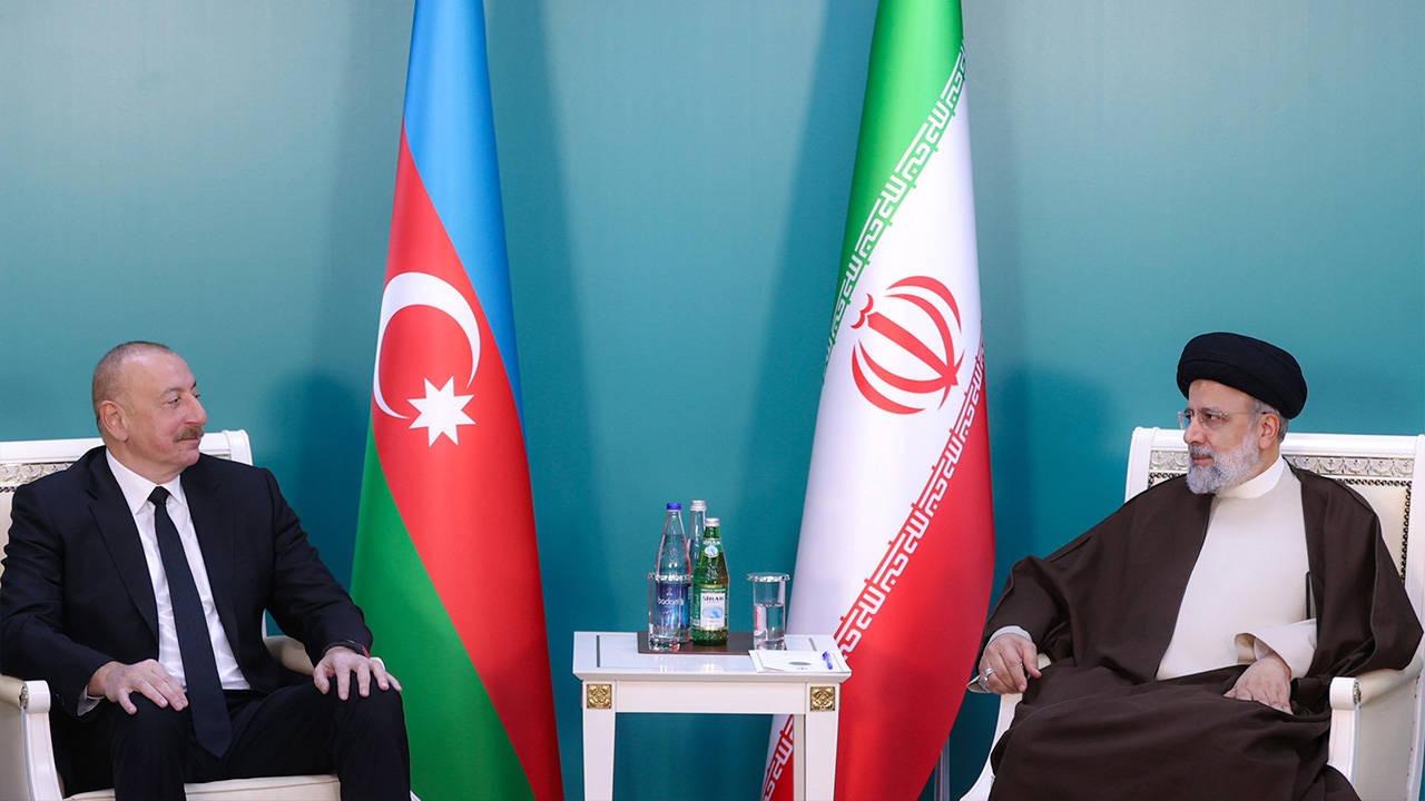 Putin: İran'ın Barışçıl Çözüm Girişimlerine Her Türlü Desteği Vermeye Hazırız