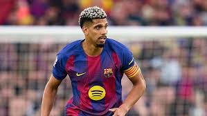 Ronald Araujo Liverpool Yolunda: Barcelona'dan Kiralık Transfer Anlaşması Yakın