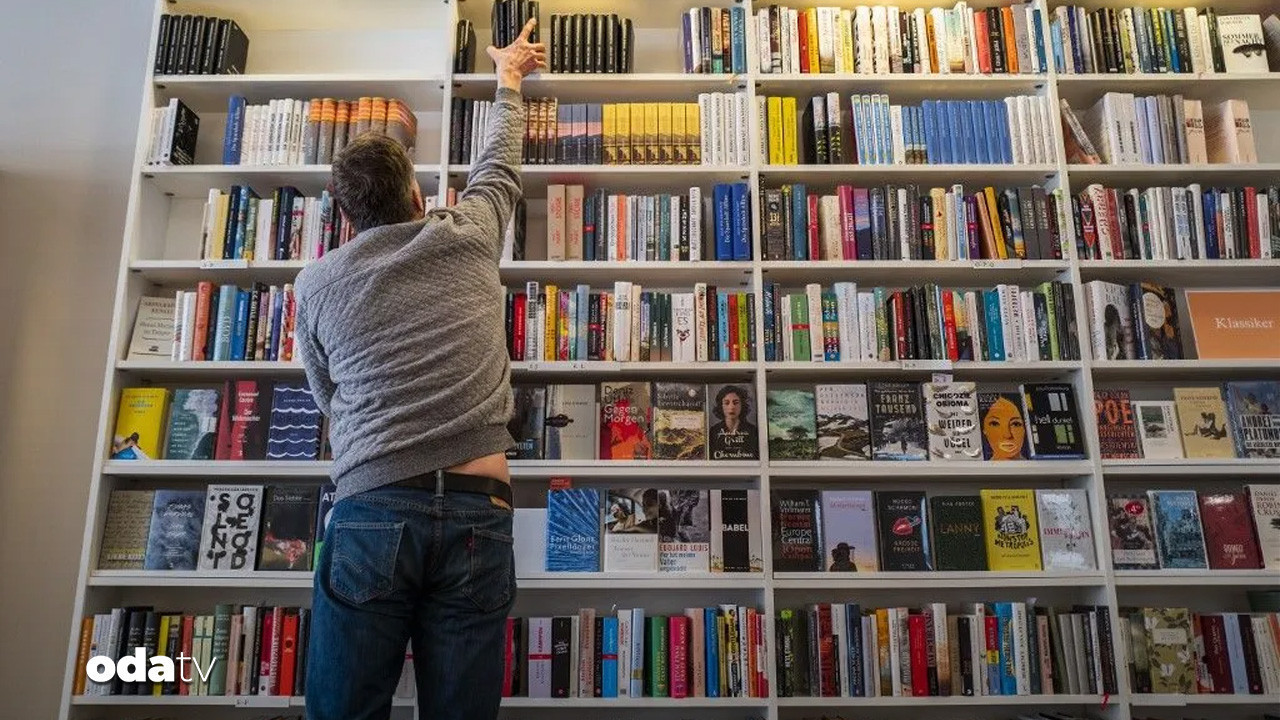 Sahaflardan 'Veri Mezbahası'na: Milyonlarca Kitap Robota Yem Oldu