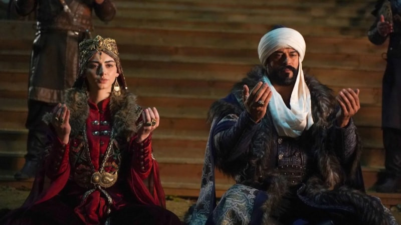 Show TV'nin Yeni Dizisi Sevdan Bir Ateş Reytingleri Sildi Süpürdü