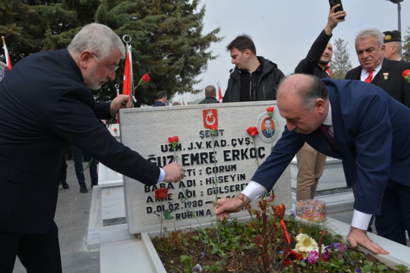 Soner Olgun'a Eski Eşinden Yürek Burkan Veda: "Sen Benim Gençliğimdin"