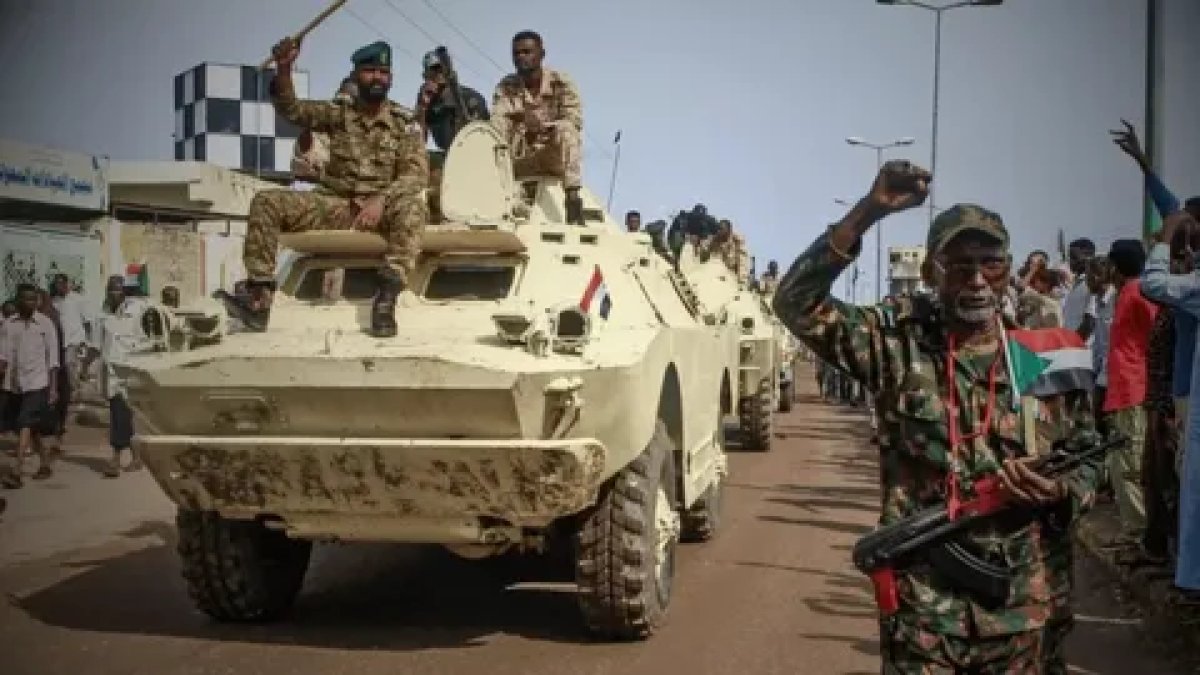 Sudan-Mısır Sınırındaki Altın Madenine Hava Saldırısı: 72 Madenci Öldü