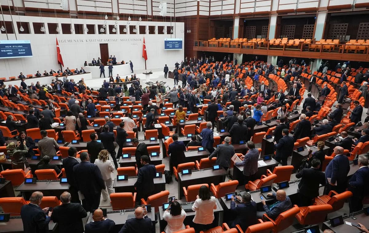Süreç Yasası Meclis Yolunda: DEM Parti'den Önemli Açıklama