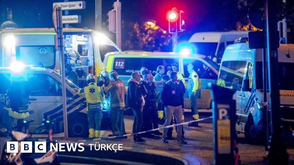 Times Meydanı'nda Bıçaklı Saldırı: Bir Ölü, Saldırgan Polis Tarafından Vuruldu