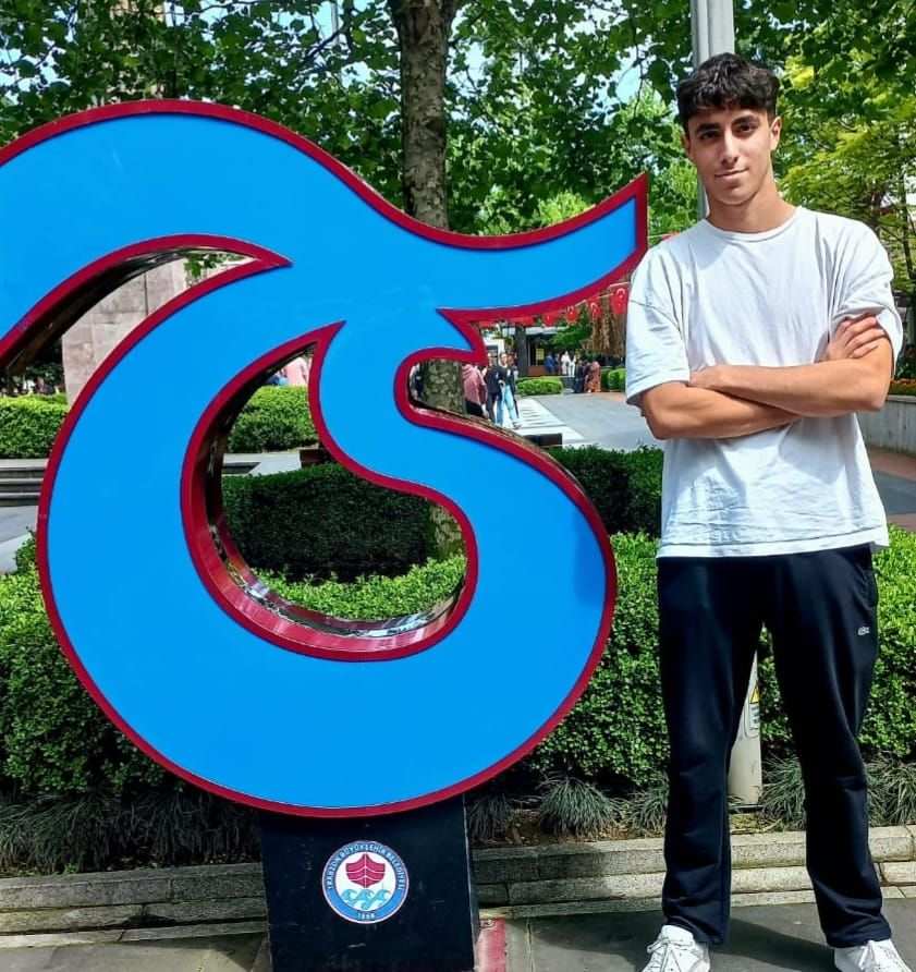 Trabzonspor'dan 19 Yaşındaki Pyry Mentu Hamlesi: Geleceğin Yıldızı Radarda