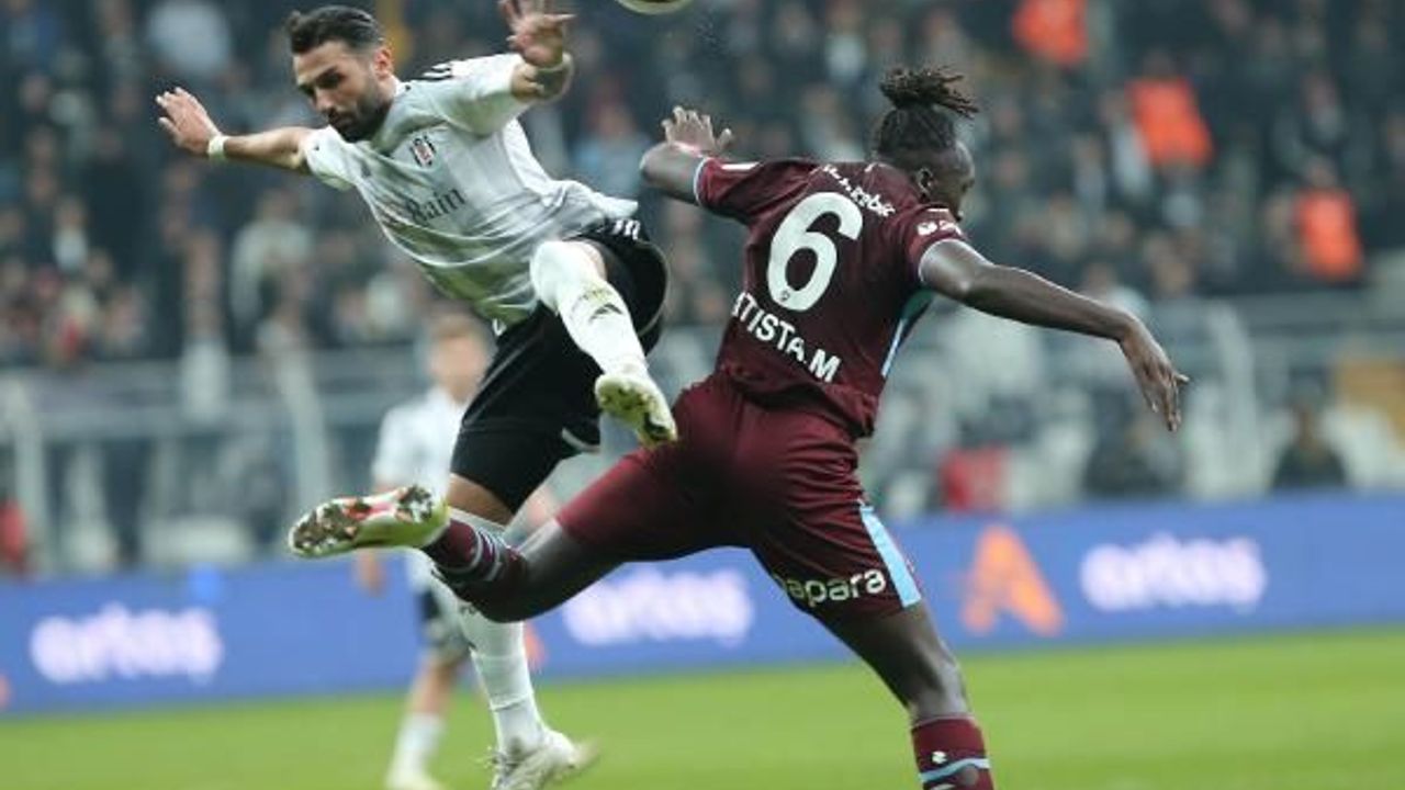 Trabzonspor Derbide Beşiktaş'ı 2-0 Mağlup Etti: Seriye Devam
