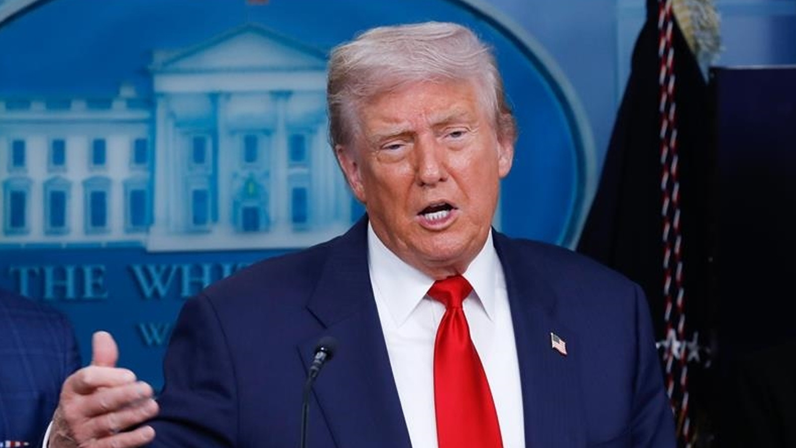 Trump'tan Çarpıcı İran Çıkışı: "Allah'a Hamdolsun, Ortadoğu'nun Kabadayısı Artık Yok"