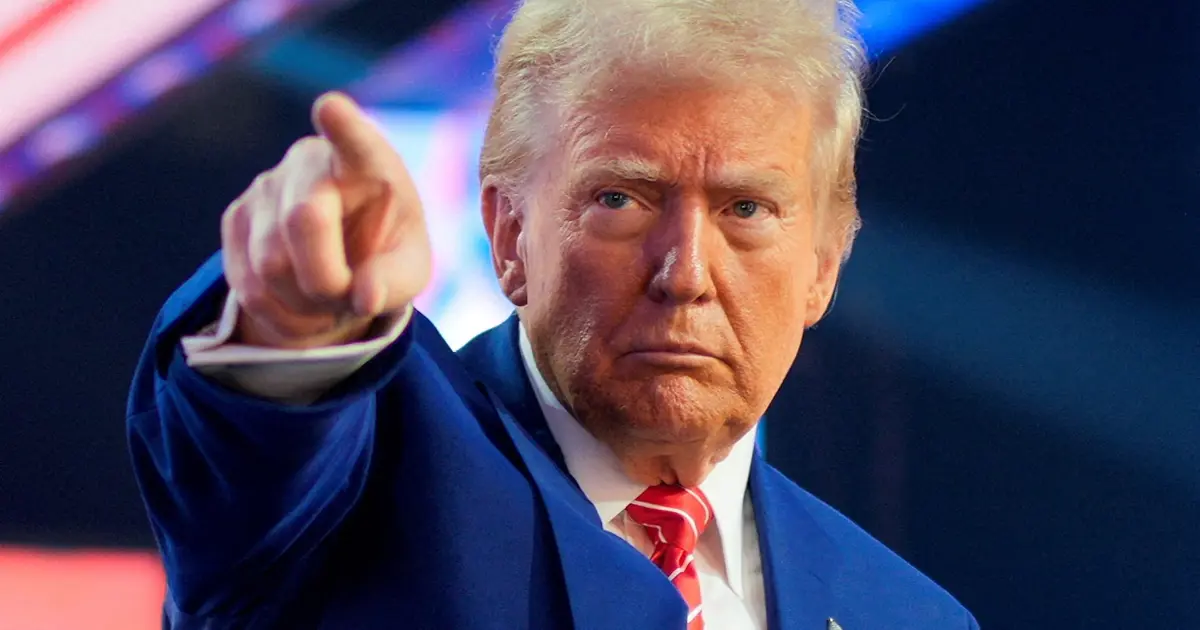 Trump'tan İran'a Sert Uyarı: Suikast Düzenlenirse Bin Füze Hazır
