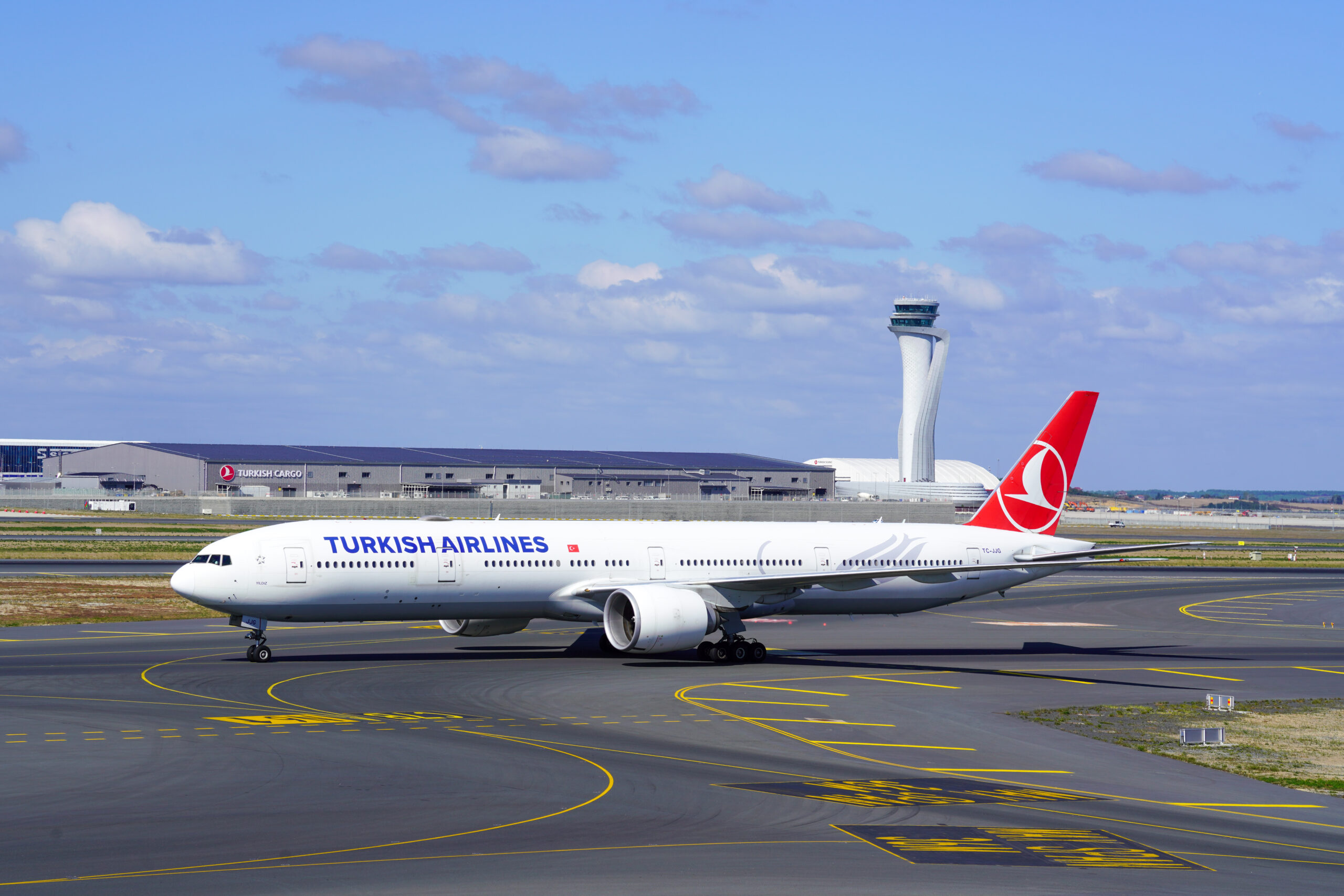 Türk Hava Yolları, Liverpool'un Yeni Ana Sponsoru Oldu: 300 Milyon Sterlinlik Dev Anlaşma