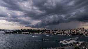 Yağmur Başkurt Evlendi: Şakir Paşa Ailesi'nin Hakkiye'si Gündemde