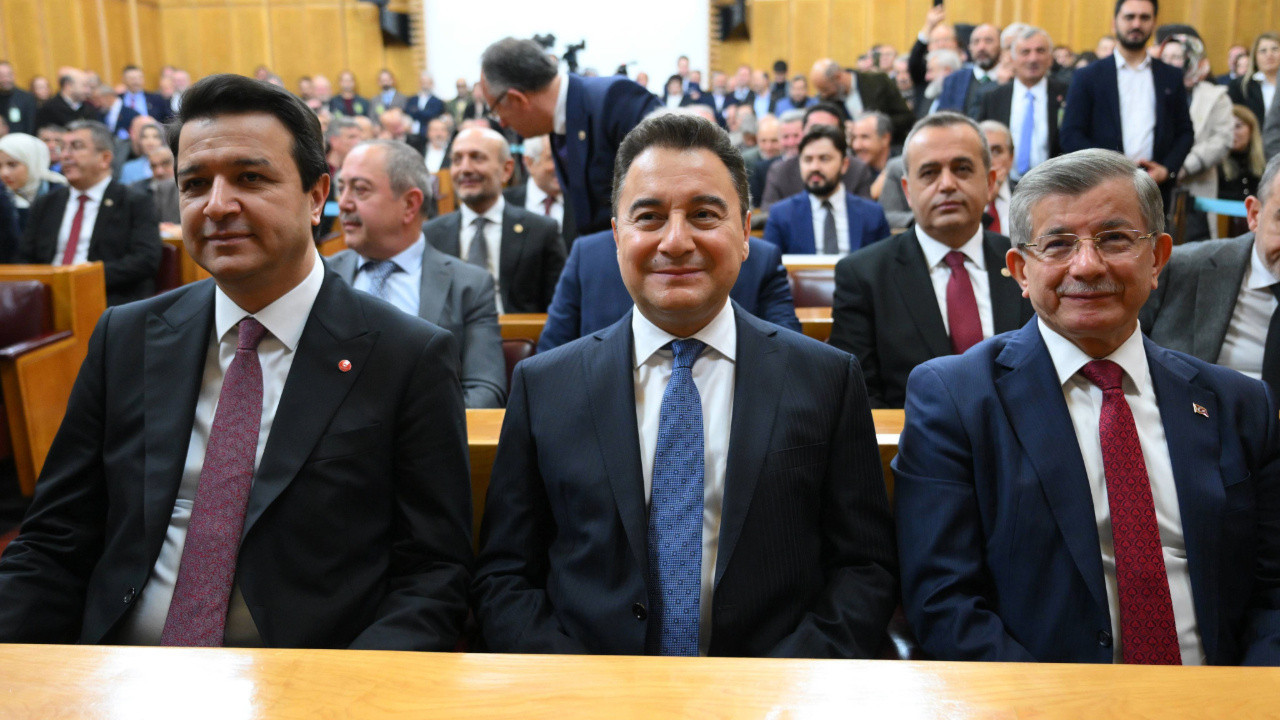 Yeni Parti Pamukkale Meclis Grubu İlk Toplantısını Yaptı