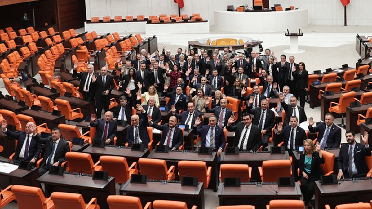 Yenilik Partisi'nden 'Yeni Parti' İsmine Yargıtay Hamlesi
