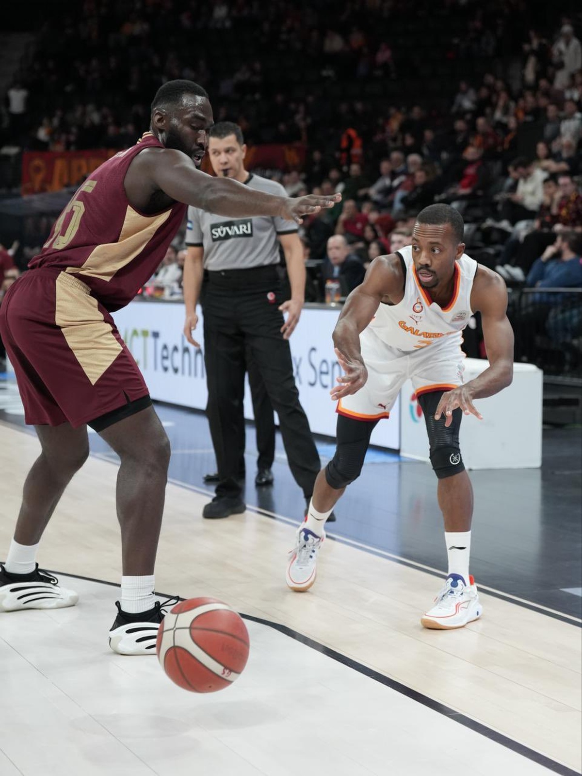 Yenilmez Armada Galatasaray MCT Technic Sezona Kupalarla Başlama Hedefinde